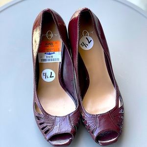 Burgundy Peeped Toe High Heels